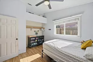 19250 Henshaw Ct, Lake Elsinore, CA 92530 - Photo 17