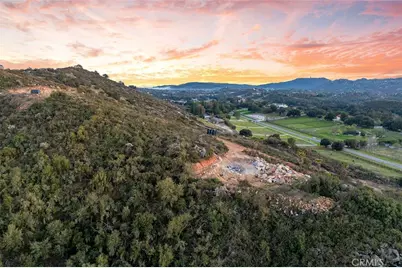 39948 Avenida La Cresta, Murrieta, CA 92562 - Photo 5