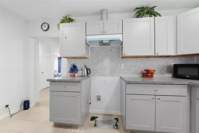 4539 E 53rd St, Maywood, CA 90270 - Photo 11