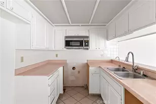 43334 32nd St W, Lancaster, CA 93536 - Photo 3