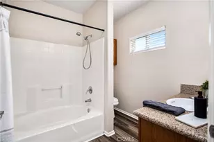 41410 Juniper St, Murrieta, CA 92562 - Photo 21