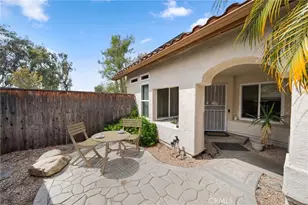 39317 Via Sonrisa, Murrieta, CA 92593 - Photo 3