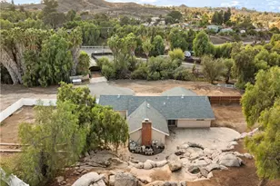 17380 Mockingbird Canyon, Riverside, CA 92504 - Photo 11