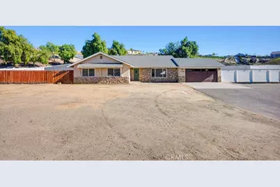 17380 Mockingbird Canyon, Riverside, CA 92504 - Photo 1