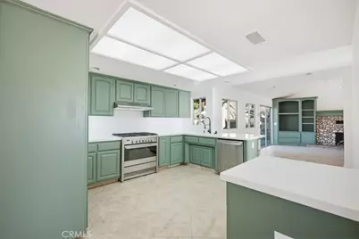 17380 Mockingbird Canyon, Riverside, CA 92504 - Photo 19