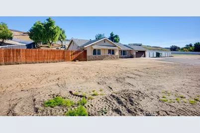 17380 Mockingbird Canyon, Riverside, CA 92504 - Photo 3