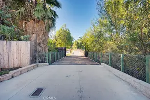 17380 Mockingbird Canyon, Riverside, CA 92504 - Photo 7