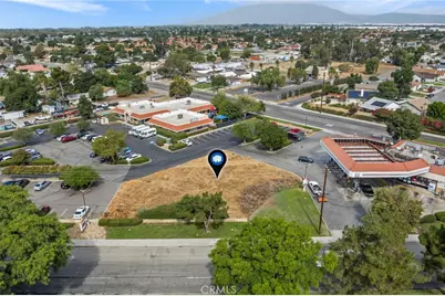 940 Bloomington Ave, Rialto, CA 92376 - Photo 13