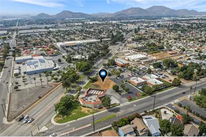 940 Bloomington Ave, Rialto, CA 92376 - Photo 17