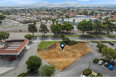 940 Bloomington Ave, Rialto, CA 92376 - Photo 11