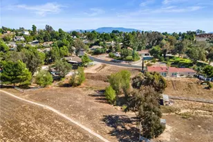 30770 Avenida Buena Suerte, Temecula, CA 92591 - Photo 9