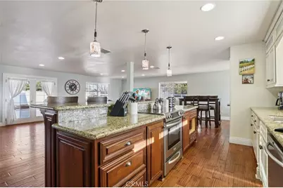 34325 Loi Lane, Temecula, CA 92592 - Photo 5