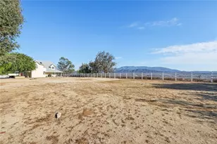 34325 Loi Ln, Temecula, CA 92592 - Photo 31