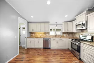 38070 Via La Colina, Murrieta, CA 92563 - Photo 17