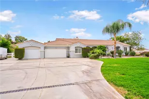 24006 Spencer Butte Dr, Perris, CA 92570 - Photo 3