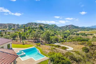 25700 El Chaval Pl, Temecula, CA 92590 - Photo 13