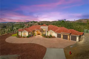 25700 El Chaval Pl, Temecula, CA 92590 - Photo 3