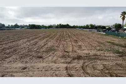 2 Lemon Avenue, Perris, CA 92571 - Photo 15