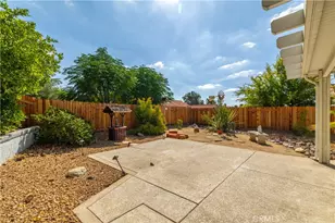 39058 Camino Hermosa, Murrieta, CA 92563 - Photo 35