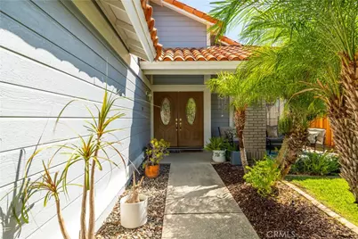 39058 Camino Hermosa, Murrieta, CA 92563 - Photo 5