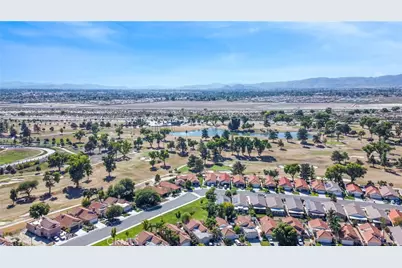 752 Torino, San Jacinto, CA 92583 - Photo 35