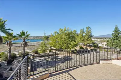 41810 Lakefront, Aguanga, CA 92536 - Photo 47
