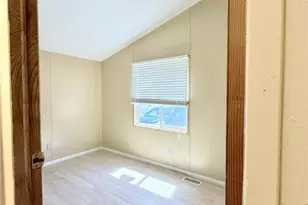 21100 State St, San Jacinto, CA 92583 - Photo 9