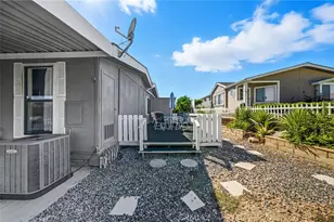 29118 Calle Potro, Murrieta, CA 92563 - Photo 33