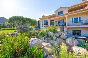 22285 Bear Creek Dr, Murrieta, CA 92562 - Photo 15