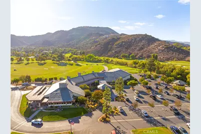 22285 Bear Creek Drive, Murrieta, CA 92562 - Photo 45