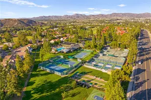 22285 Bear Creek Dr, Murrieta, CA 92562 - Photo 43