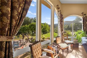 22285 Bear Creek Dr, Murrieta, CA 92562 - Photo 3