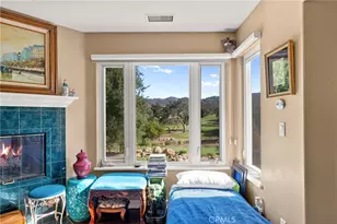 22285 Bear Creek Dr, Murrieta, CA 92562 - Photo 17