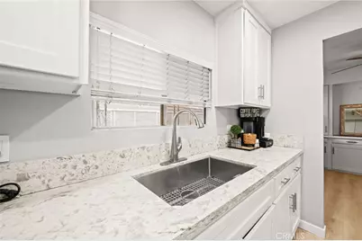 777 S Temescal #11, Corona, CA 92879 - Photo 13