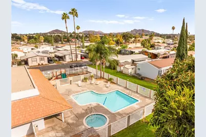 777 S Temescal #11, Corona, CA 92879 - Photo 31