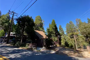 23370 Seeley Way, Crestline, CA 92325 - Photo 11