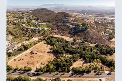 1 Greer Rd, Murrieta, CA 92562 - Photo 5