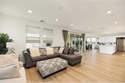 1577 Calle Mayfair, Chula Vista, CA 91913 - Photo 11