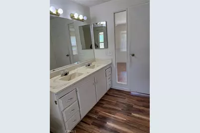 1300 W Menlo #193, Hemet, CA 92543 - Photo 13