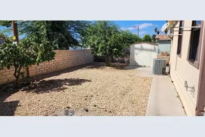 1300 W Menlo #193, Hemet, CA 92543 - Photo 17