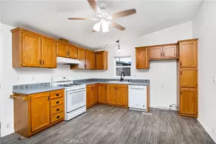 27701 Murrieta Road, Menifee, CA 92586 - Photo 11