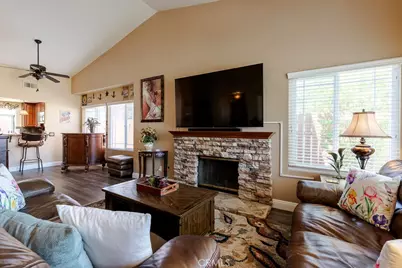 29767 29767 Marhill, Temecula, CA 92591 - Photo 3