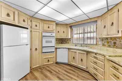 554 Castille, Hemet, CA 92543 - Photo 15