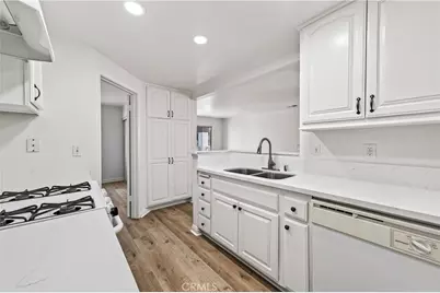 16377 Lakeshore #2C, Lake Elsinore, CA 92530 - Photo 3