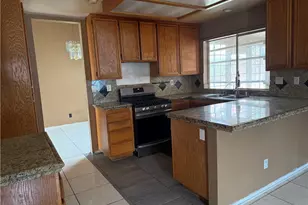 44266 Espirit Cir, Hemet, CA 92544 - Photo 7