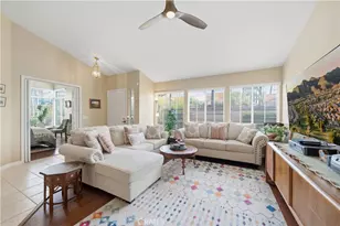 24165 Corte Valente, Murrieta, CA 92562 - Photo 5