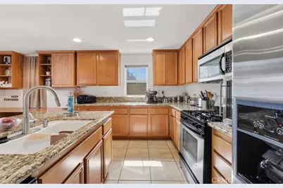 10326 Sparkling Drive #1, Rancho Cucamonga, CA 91730 - Photo 7