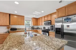 10326 Sparkling Dr, Rancho Cucamonga, CA 91730 - Photo 9