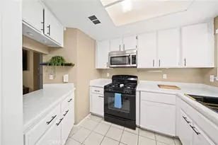 27780 Hillpointe Dr, Menifee, CA 92585 - Photo 3