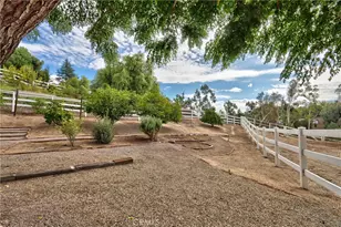 30041 Los Nogales, Temecula, CA 92591 - Photo 55